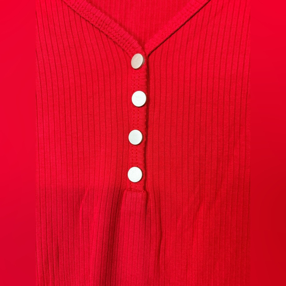 Red Ribbed V-Neck Long-Sleeve Bodysuit - Picture 3 of 8